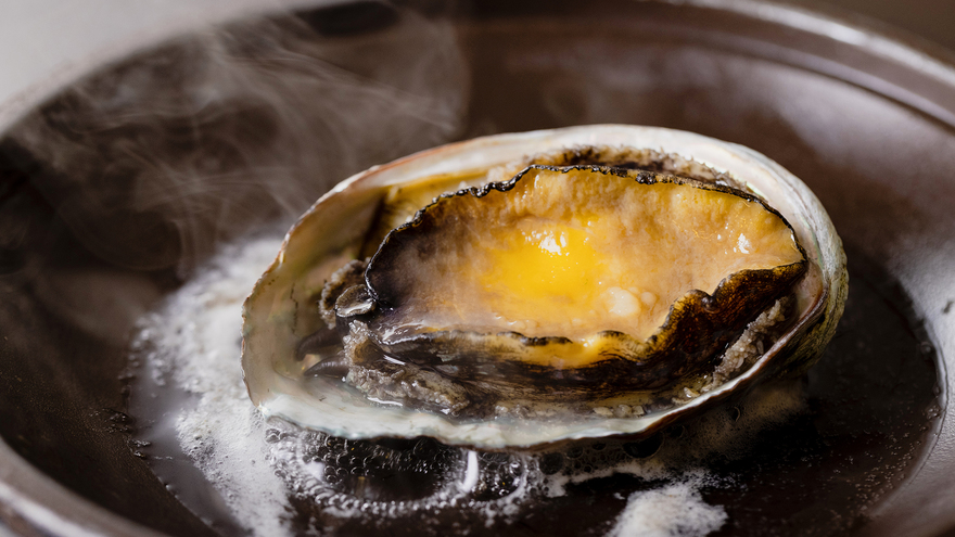 ■プレミアム会席‐華■伊豆の豪華食材を味わい尽くす！「アワビ」「金目鯛」「伊勢海老」付き＜２食付＞