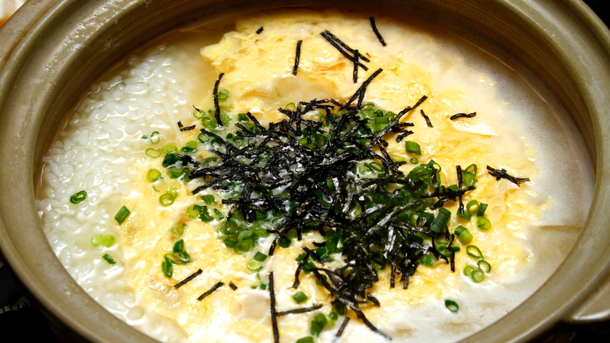 カニの旨味が溶け出した雑炊♪