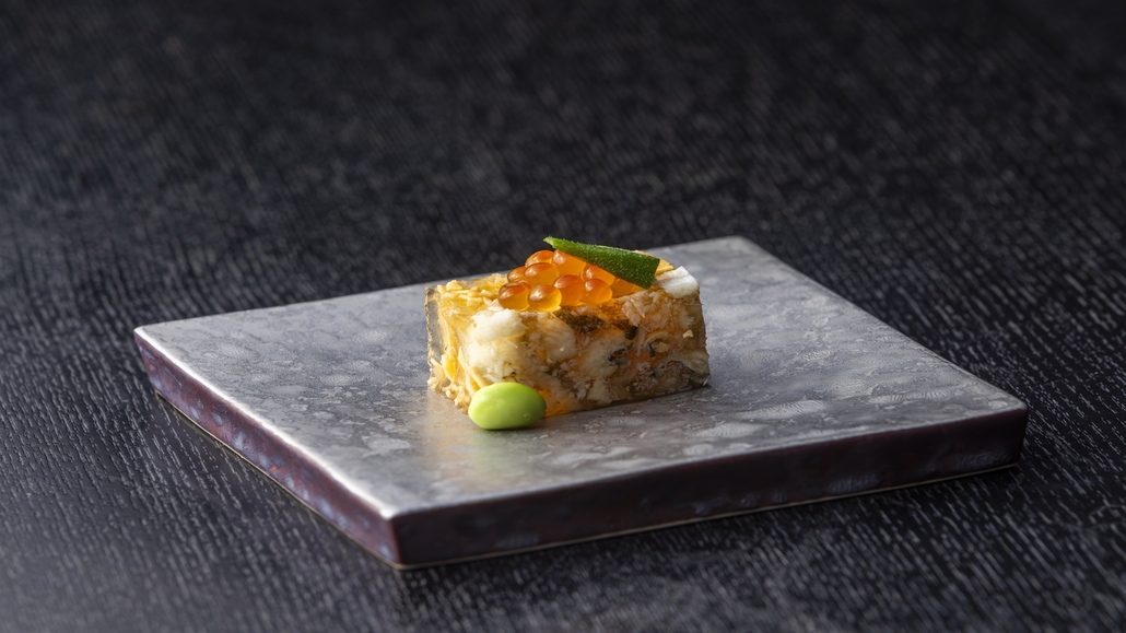 【2食付】カウンターで味わう贅沢の極み 寿司処「八潮」日向コースディナー付きプラン