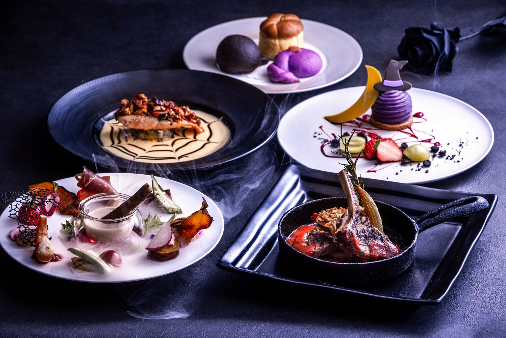 【期間限定・2食付き】モンスターのおもてなし ルームサービス ハロウィンディナー付きプラン