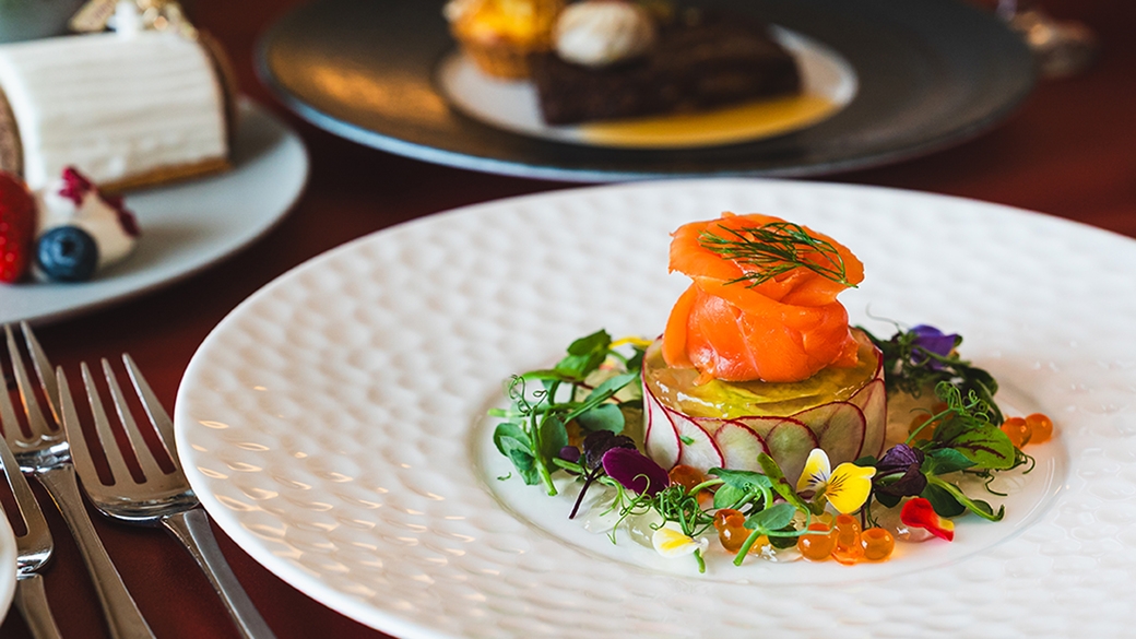 【ルームサービス夕食・朝食付き】お部屋で愉しむクリスマスディナー付き宿泊プラン