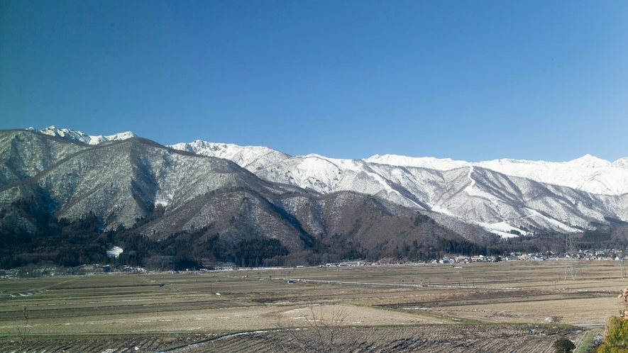 雄大な白馬三山