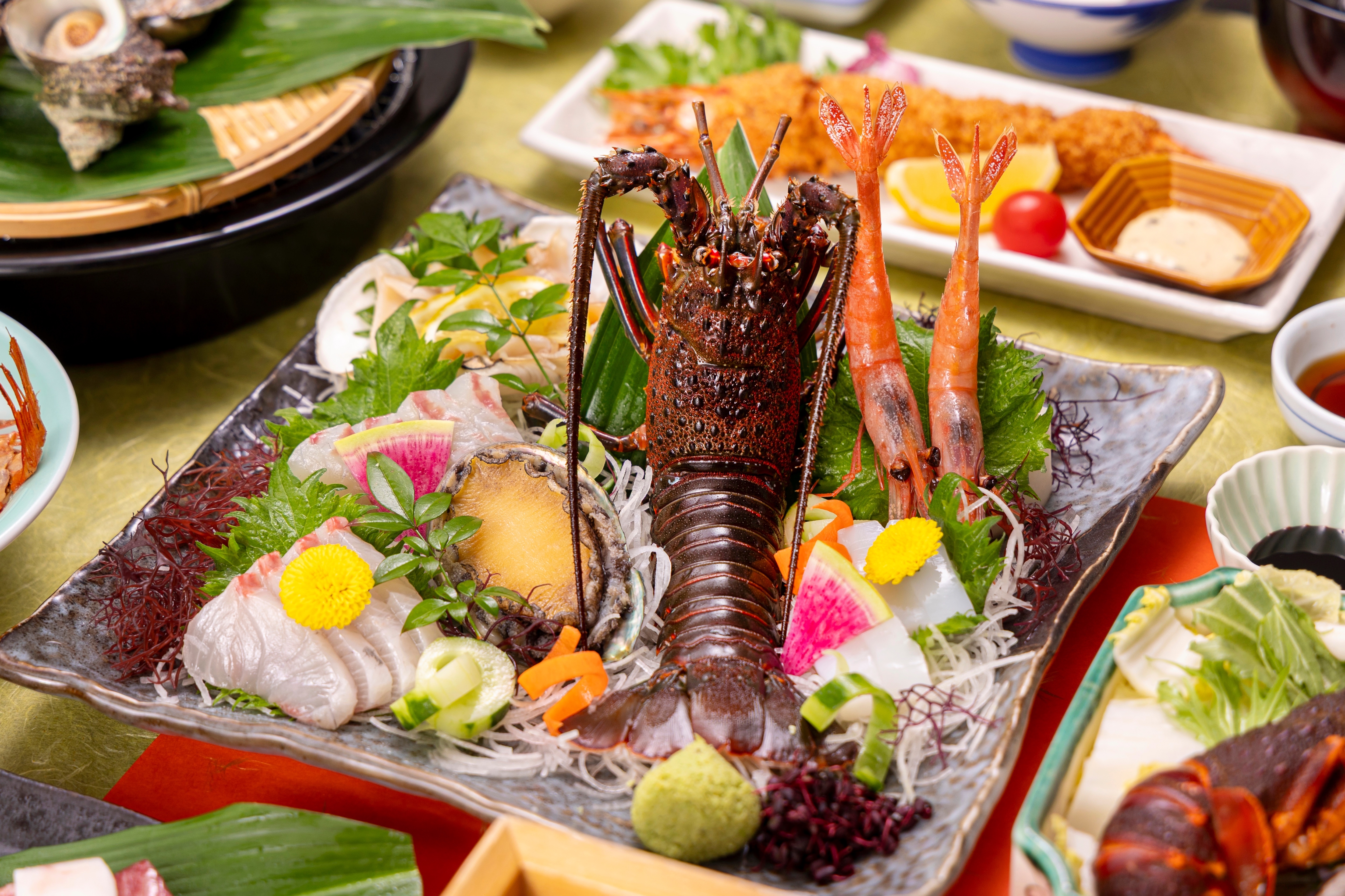 【華磯大漁膳】伊勢海老と地魚のお刺身