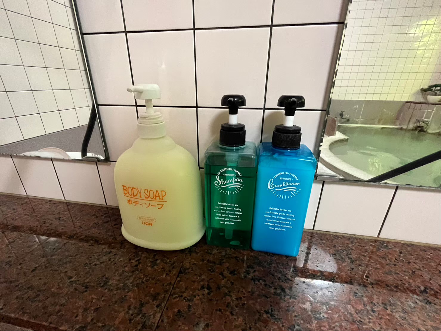 シャンプー、リンス、ボディーソープ