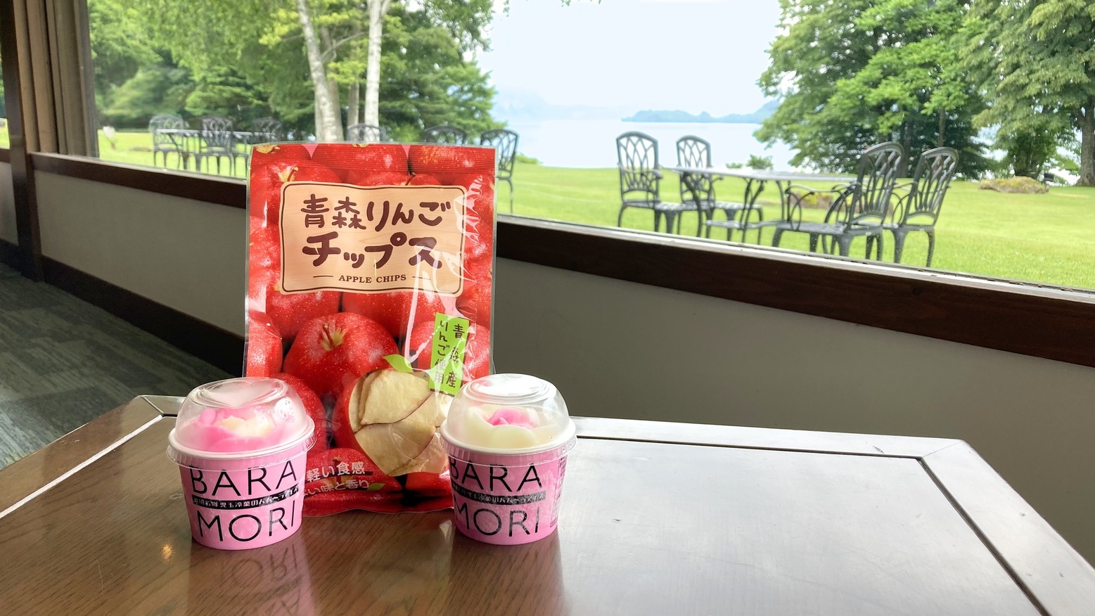 旅の思い出にちょっと嬉しいご当地お土産付き　夕朝食付きプラン