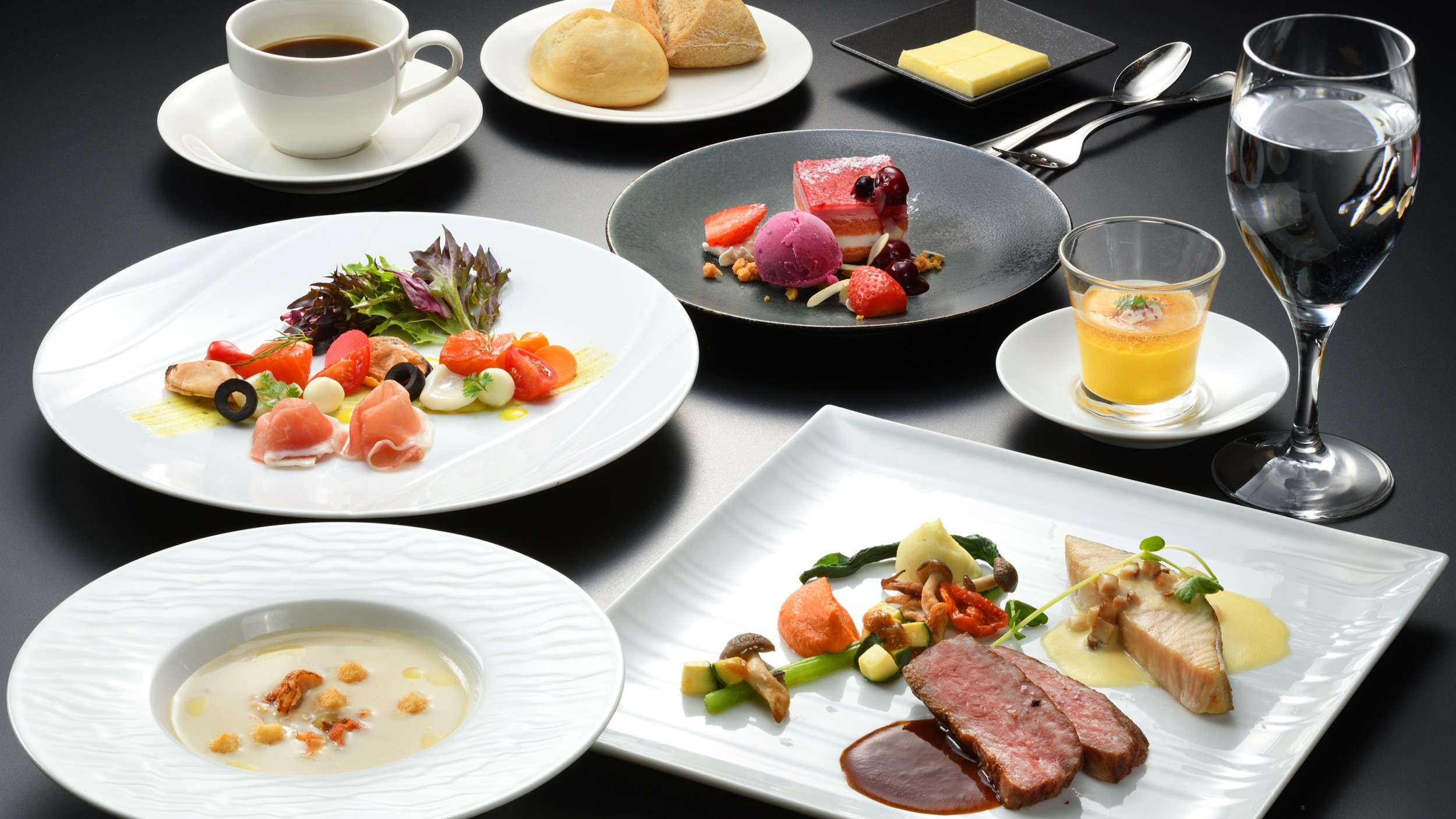 2026春「プリンスディナー」メインダイニングにて