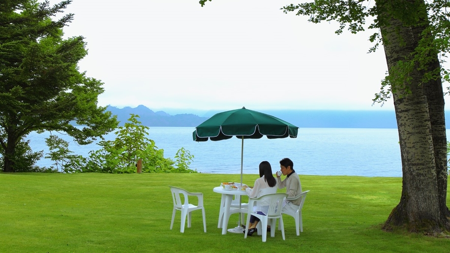 【朝食】晴れた日はプライベートガーデンで「十和田湖サンライズモーニング」