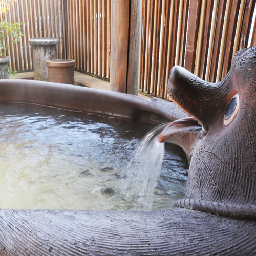 【登り窯、、すき焼き！！】近江牛認定A4〜A5ランクのお肉を砂糖と醤油を甘辛く炊いた関西のすき焼き