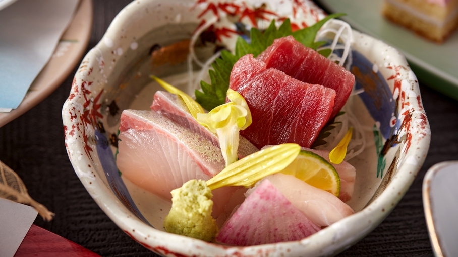 【定番プランお部屋食】日光・鬼怒川の四季を感じる旬会席と温泉でリラックス【郷】