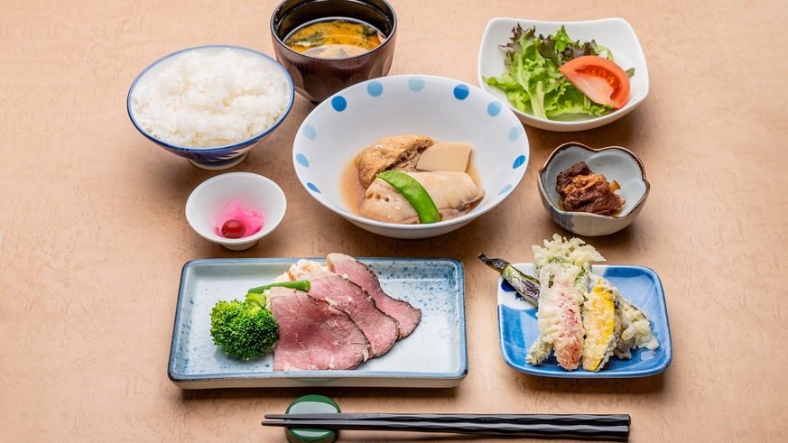 【直前割／2食付】空室まだあります！お一人様8800円〜＊駐車場無料＊