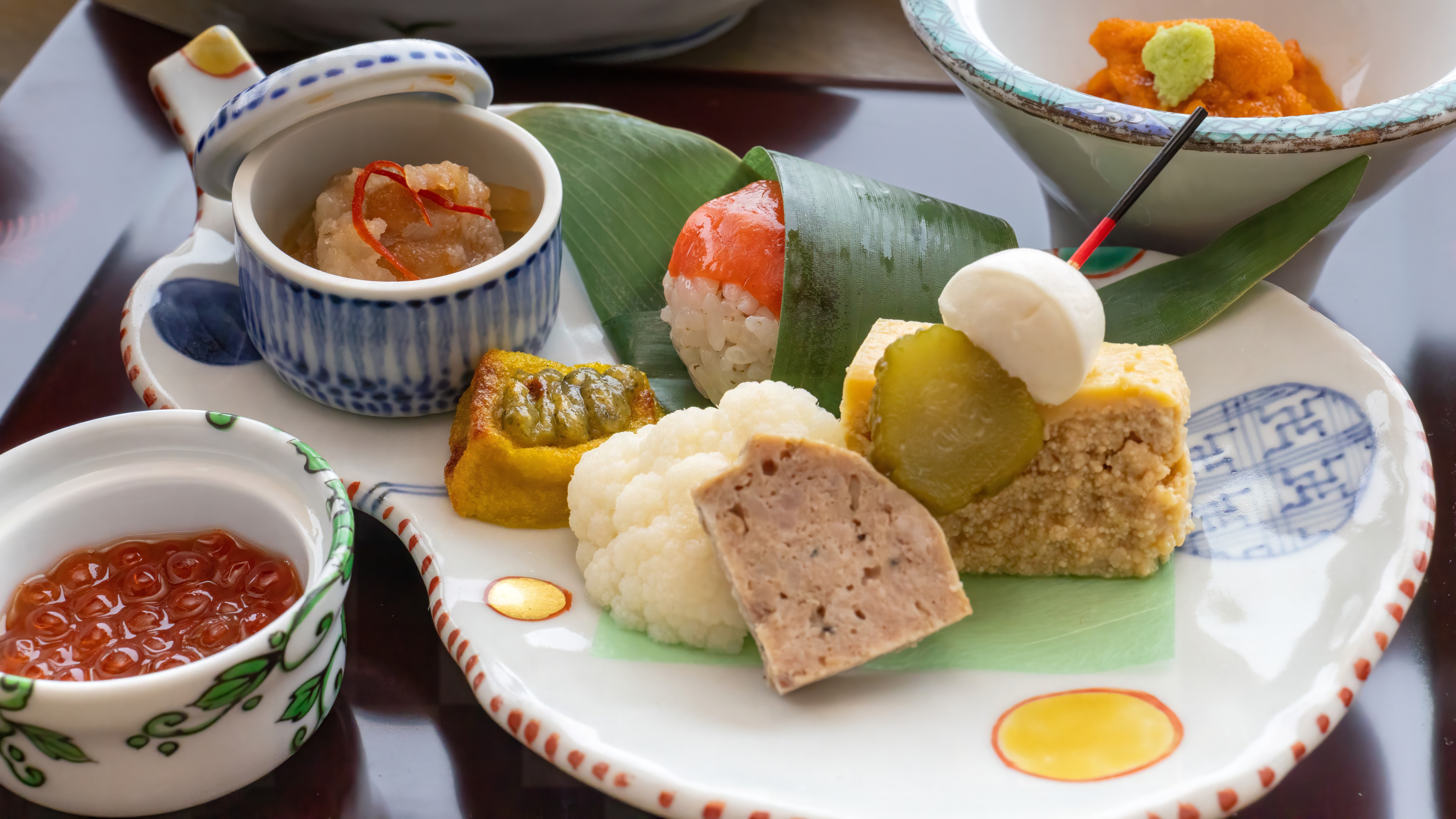 *ご夕食/前菜（仕入や海の状況により、変更になる場合がございます）