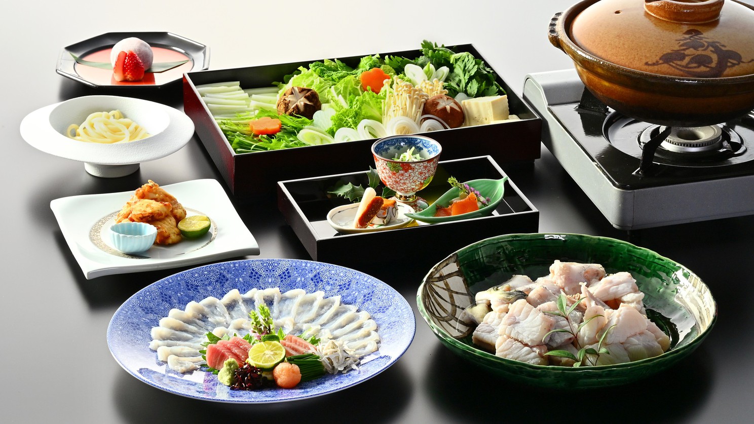 【冬季限定】冬の味覚を贅沢に味わう「河豚鍋コース」プラン＜2食付＞《夕食前半》