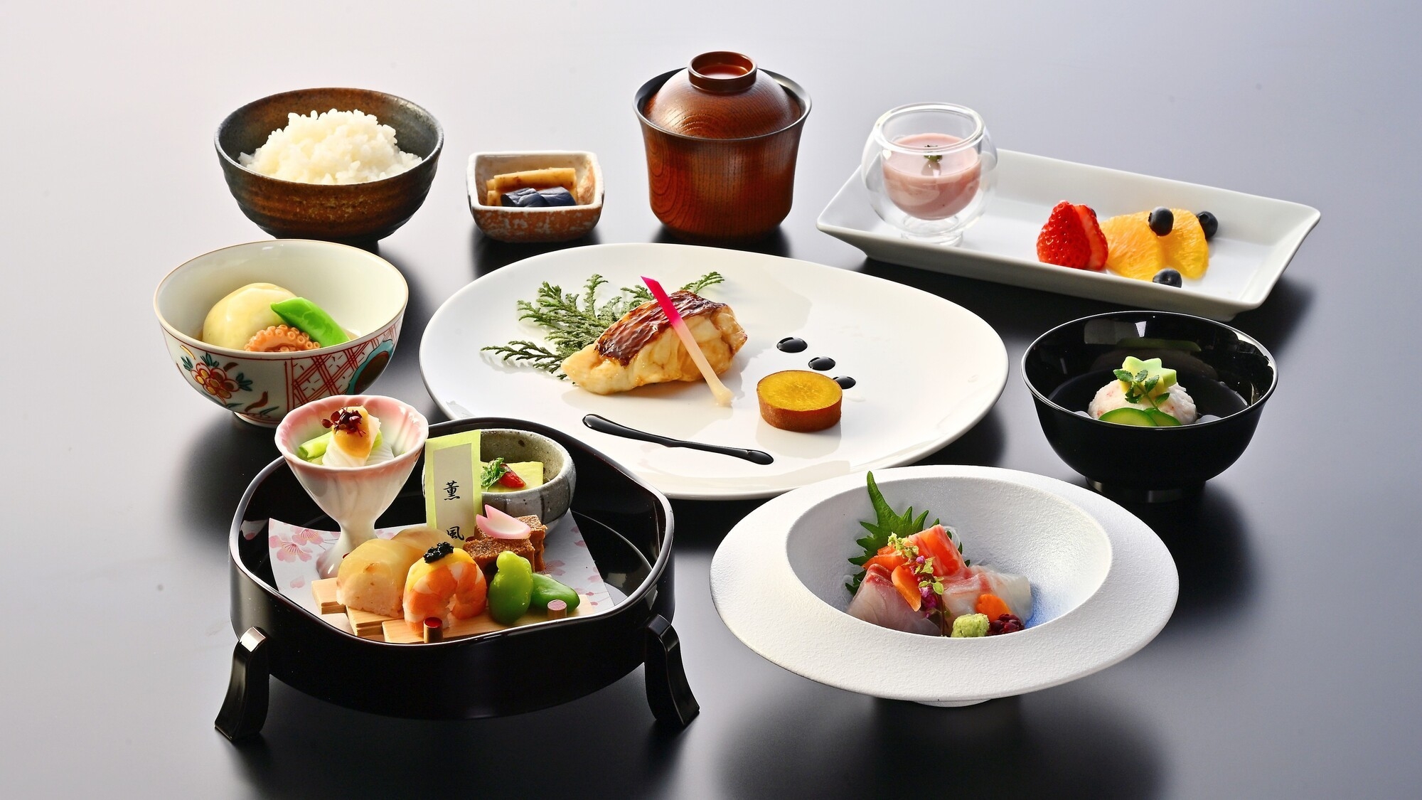【楽天月末セール】洋食・和食選べるスタンダードプラン＜2食付＞《夕食前半》