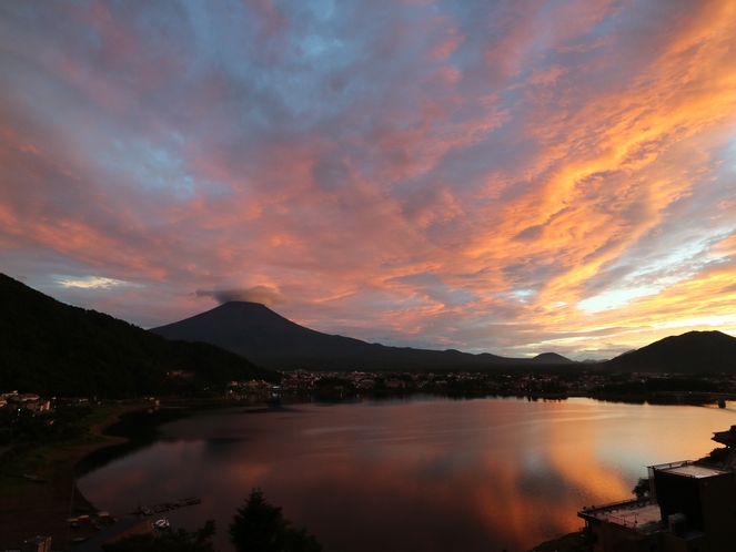 Sky Bar "moon dance" からの景色