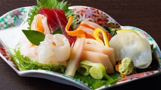 2026 お刺身中心の会席料理を日替わりで楽しめる【港町御膳】