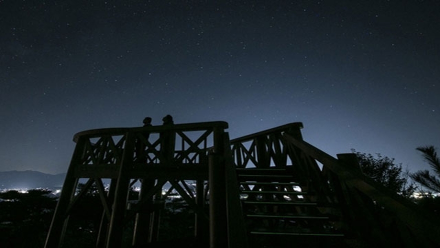 星が日本で一番きれいな港町「気仙沼」。毎晩20時より星空・夜景ツアーを実施しています。