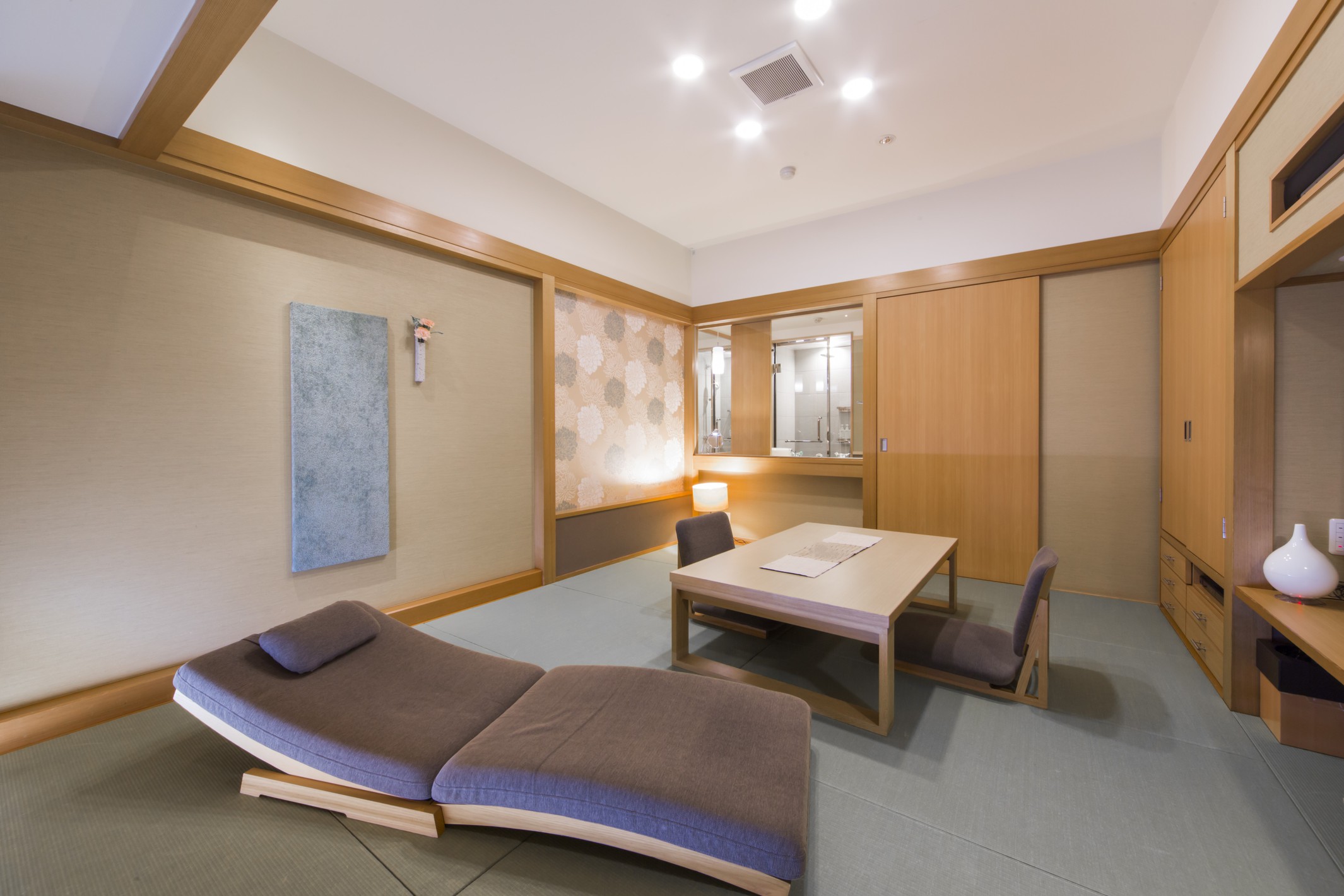 デザインフロアMINAMOシャワーブース付和室8畳303号室