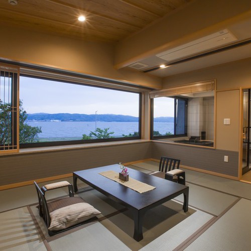 【禁煙】デザインフロアMINAMO展望風呂付和室12畳203号室