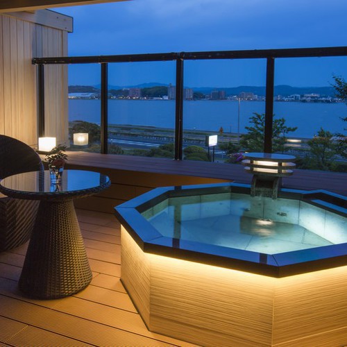 【禁煙】デザインフロアMINAMO露天風呂付ハリウッドツイン和室202号室