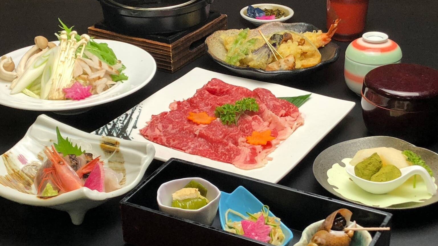 和牛すき焼き御膳で味わう贅沢なひととき