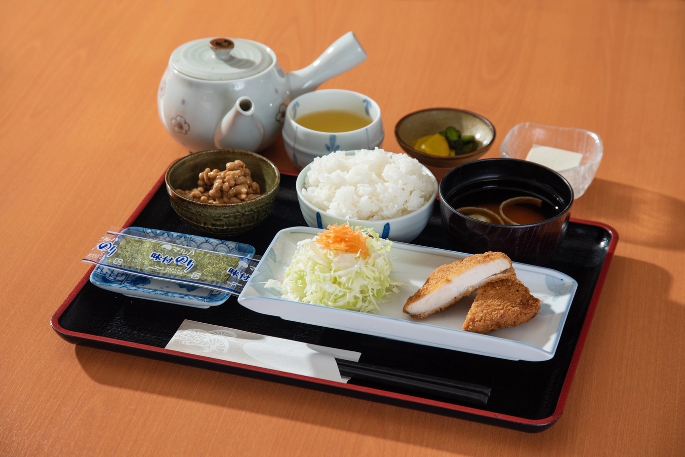 ≪朝食付≫●駐車場無料●出張応援！Wi-Fi利用無料で快適に滞在★