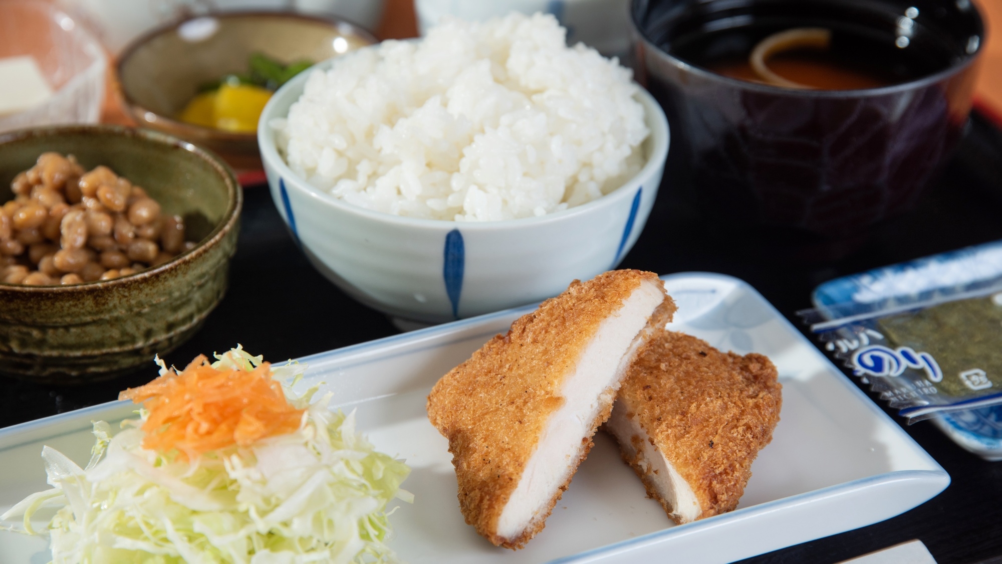 【名護｜5泊以上】＜朝食付＞喫煙可ルーム有◆ビジネス・長期滞在◆ごはん味噌汁おかわり自由