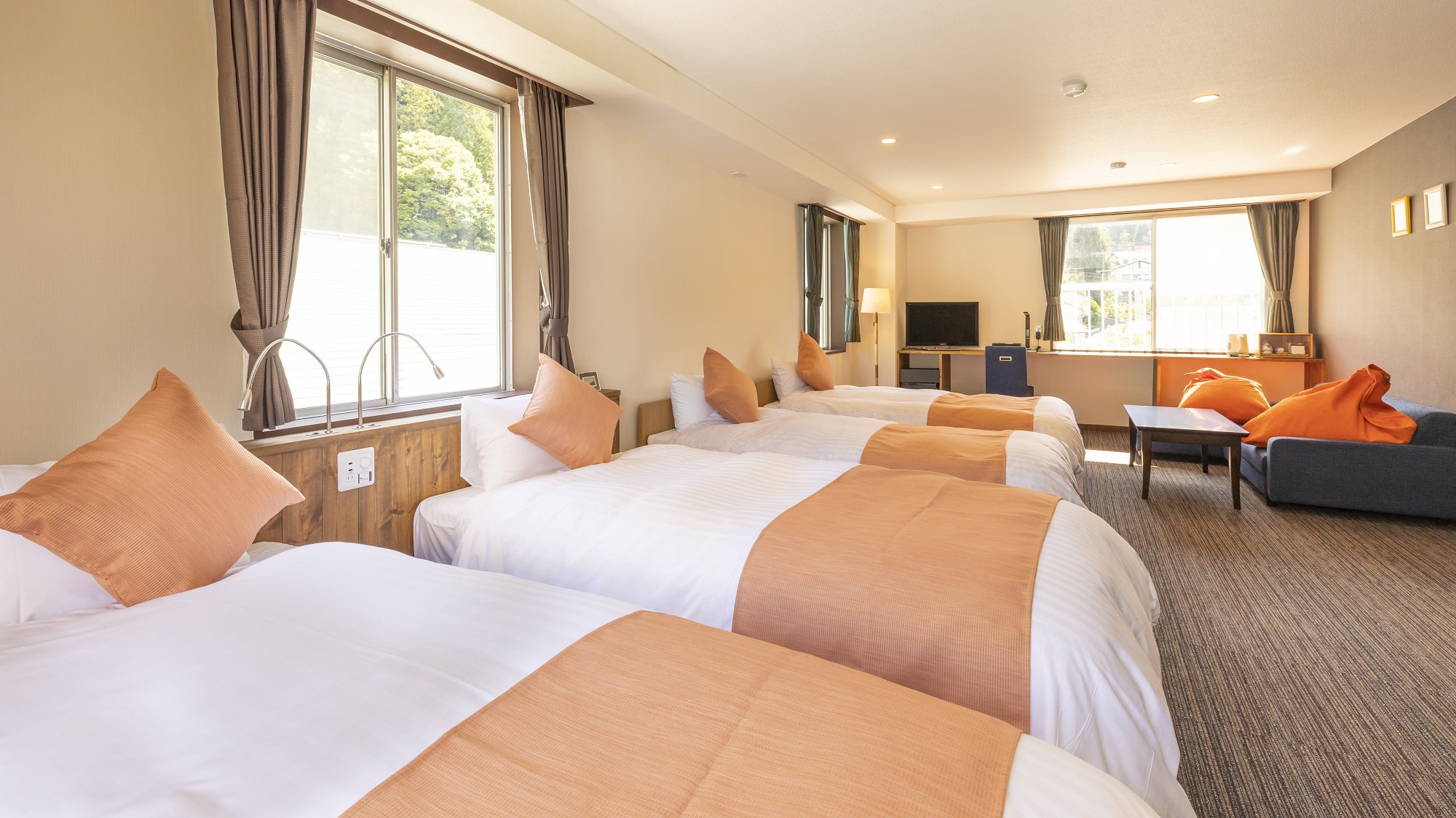 【デラックスツイン35平米】シャワー・トイレ付