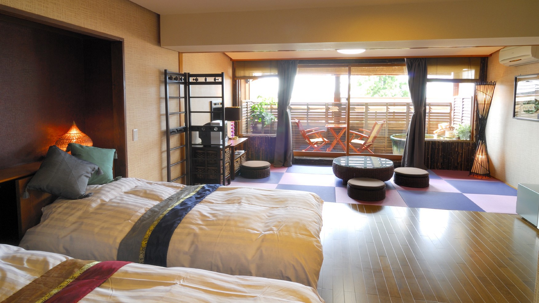 【露天風呂付き客室（和洋室）】