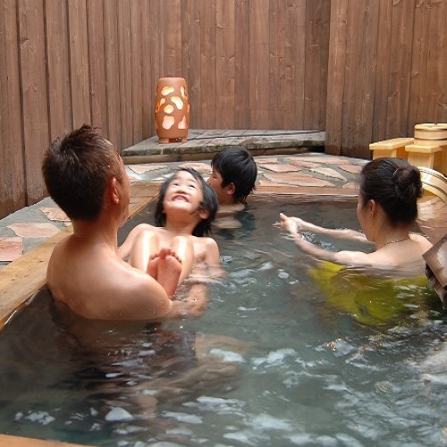 【1泊2食付】野沢温泉で源泉掛け流しの露天風呂付客室を満喫♪