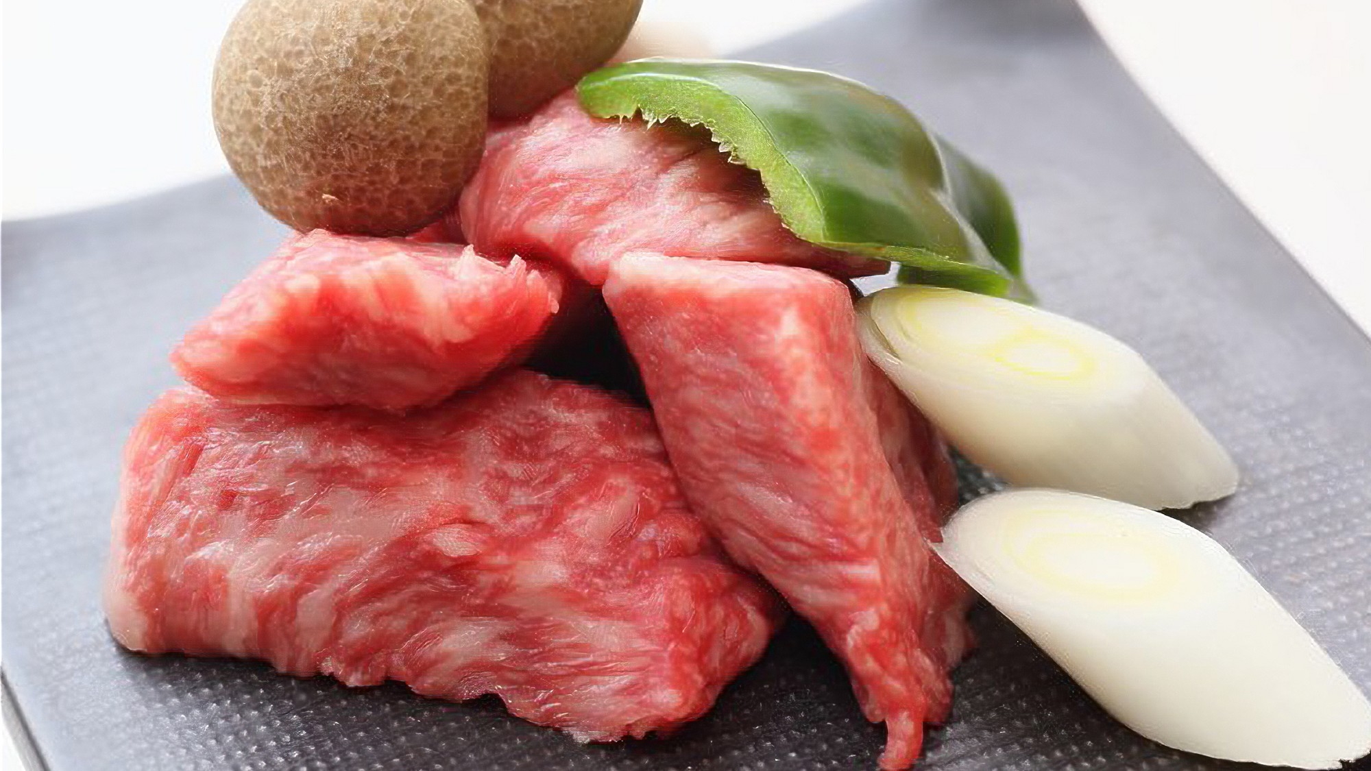 【1泊2食付】信州プレミアム牛肉と源泉掛け流しの湯を満喫!