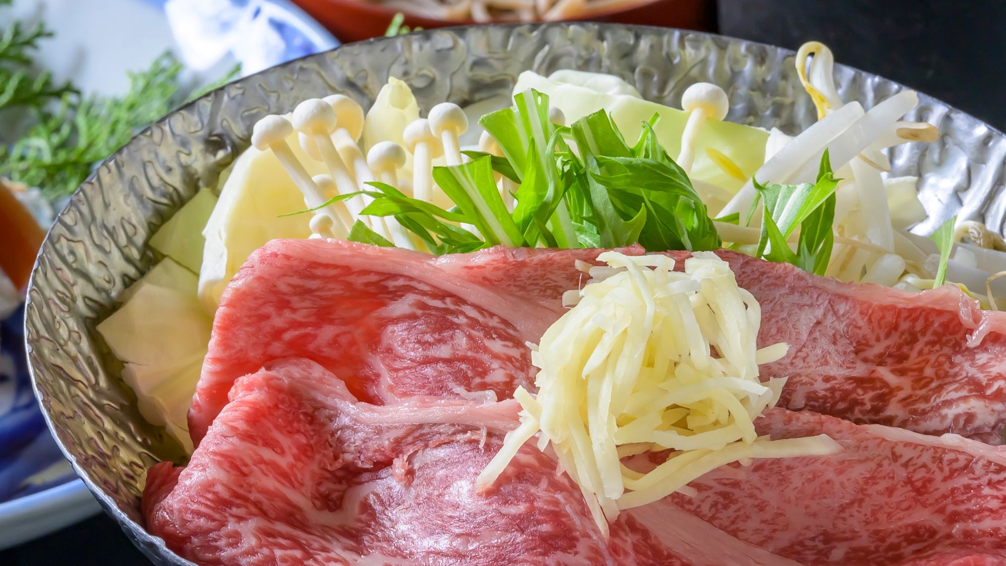 ＜えにし＞牛生姜鍋で冬の贅沢なひとときを。