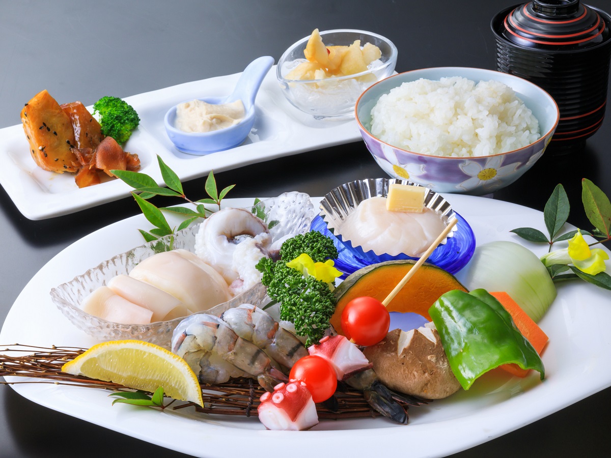 １泊２食付Ｂプラン火曜日／海鮮焼き膳（イメージ）