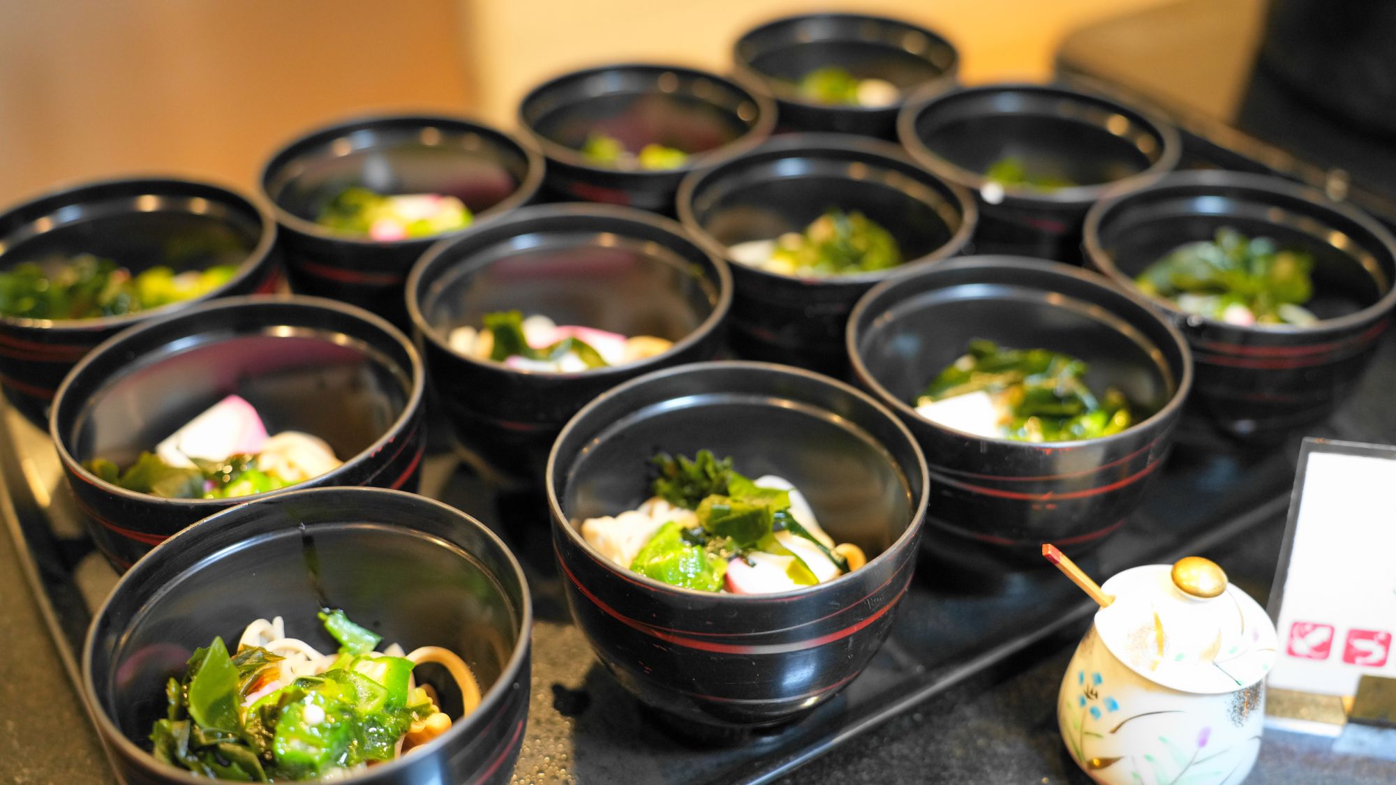 夕食一例【ねばねばそば】