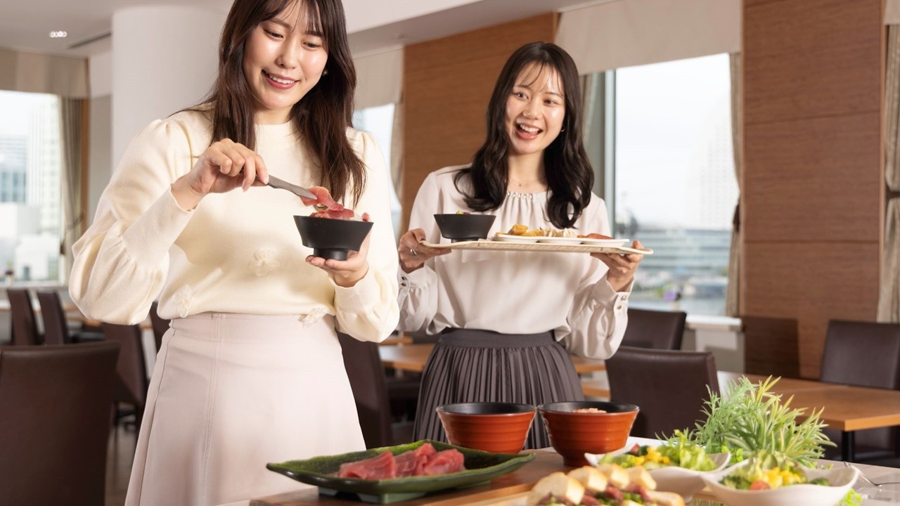 ●クチコミ投稿で特別価格●【絶景×約40種のビュッフェ朝食付】三崎マグロ・横浜本格中華が自慢