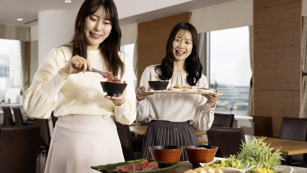 ●クチコミ投稿で特別価格●【絶景×約40種のビュッフェ朝食付】三崎マグロ・横浜本格中華が自慢