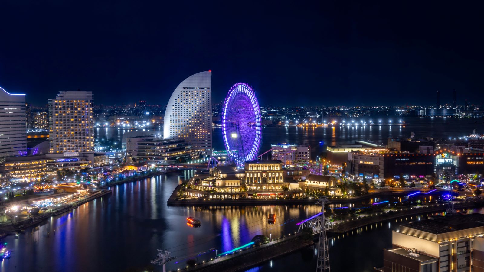 お部屋には「夜景の撮り方」がありますので思い出の1ページにぜひご活用ください。