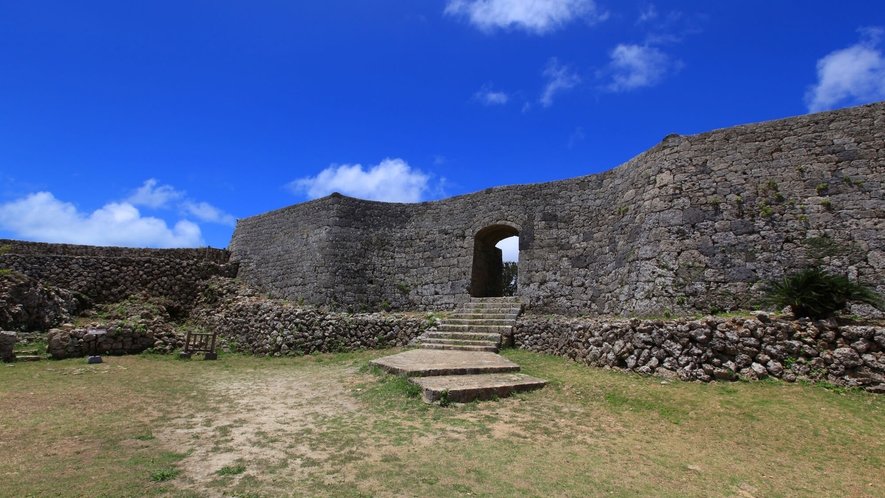 ●沖縄の世界遺産　中城城跡