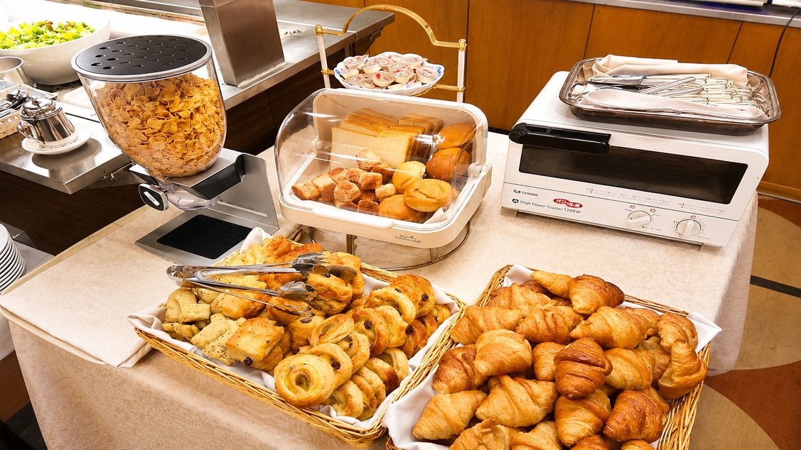 ☆《7割/朝食付》7日前迄の予約!！バイキング朝食付・チェックアウト10時