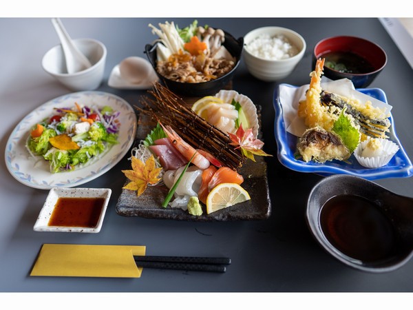 鮮度抜群のお刺身と旬の天ぷらなど自慢の料理をご賞味あれ☆うみやご膳プラン《夕食付》