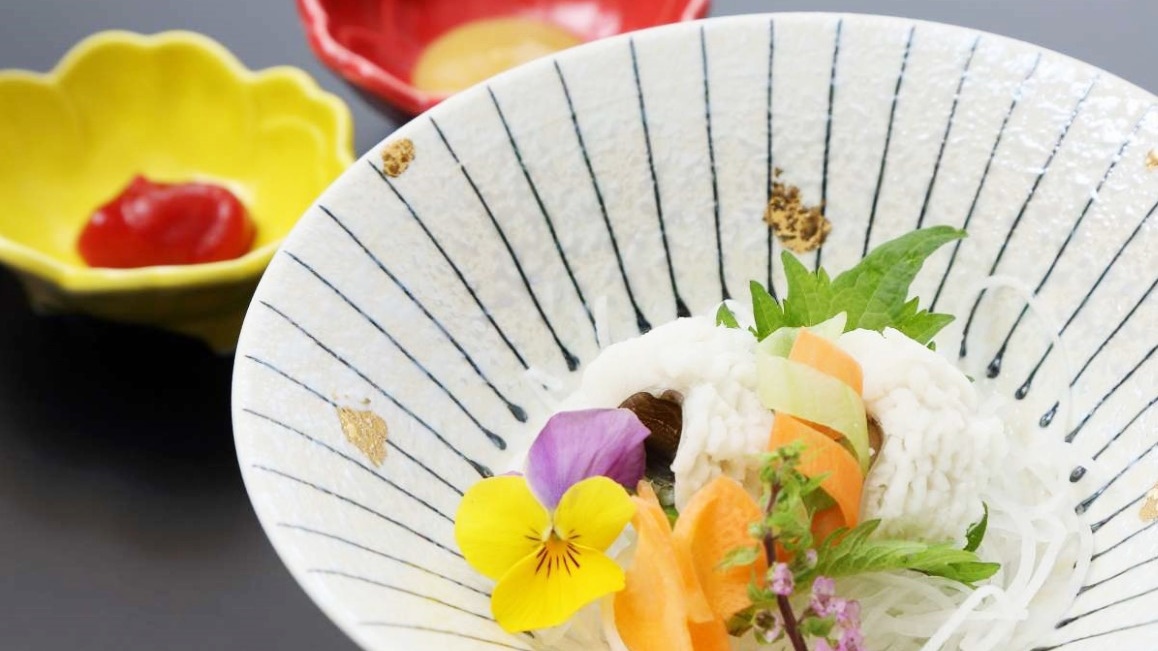 【6月限定タイムセール】旬の走り鱧をお一人様最大2，250円OFFでお得に愉しむ！沼島産の天然鱧会席
