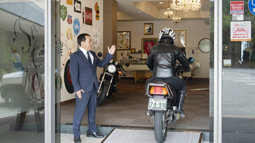 *【おもてなし】館内に乗車しながらそのままバイクイン！