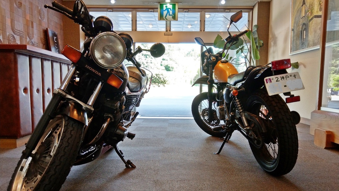 【バイカープラン】貴方の愛車守ります！大型もOK！そのまま乗り入れ可能な駐車スペースを別館で確約
