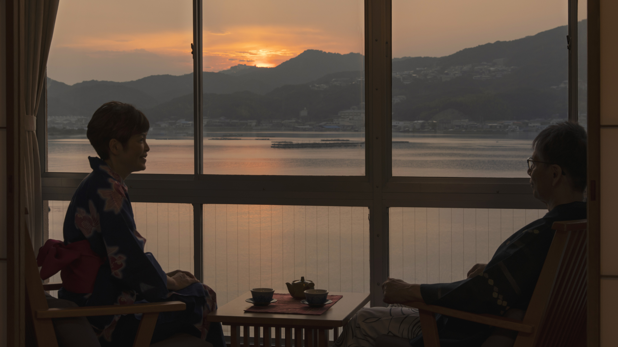 *【過ごし方】夕日が沈む様子をお部屋から眺められます