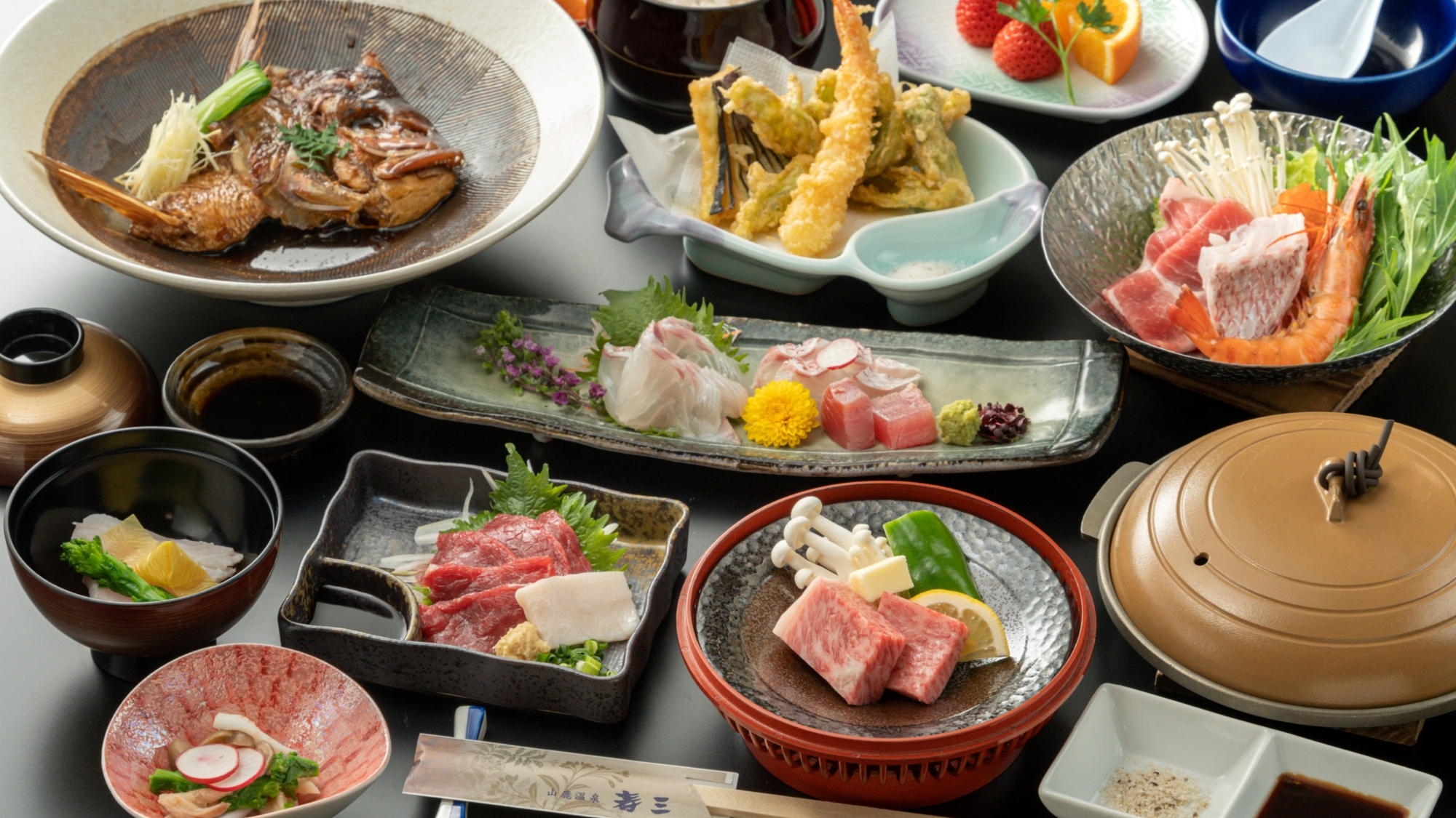 『くまもと味覚』(●゜∀゜●)━★ 特産鮮馬刺・黒毛和牛鉄板焼き・絶品ダシの寄鍋・名物真鯛あらだき♪