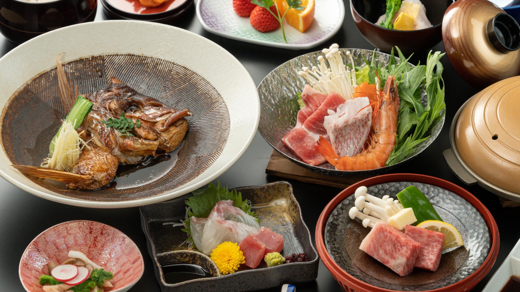 【量控えめ／２食付き】残すの勿体ない！〜黒毛和牛鉄板焼き・絶品ダシの寄鍋・名物真鯛あらだきでイイ感じ