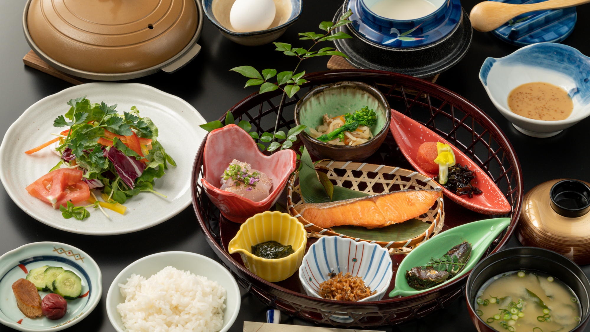 【お日にち限定｜ビジネス応援】旅館の朝ごはんで活力チャージ！チェックイン21時までOK　＜朝食付＞