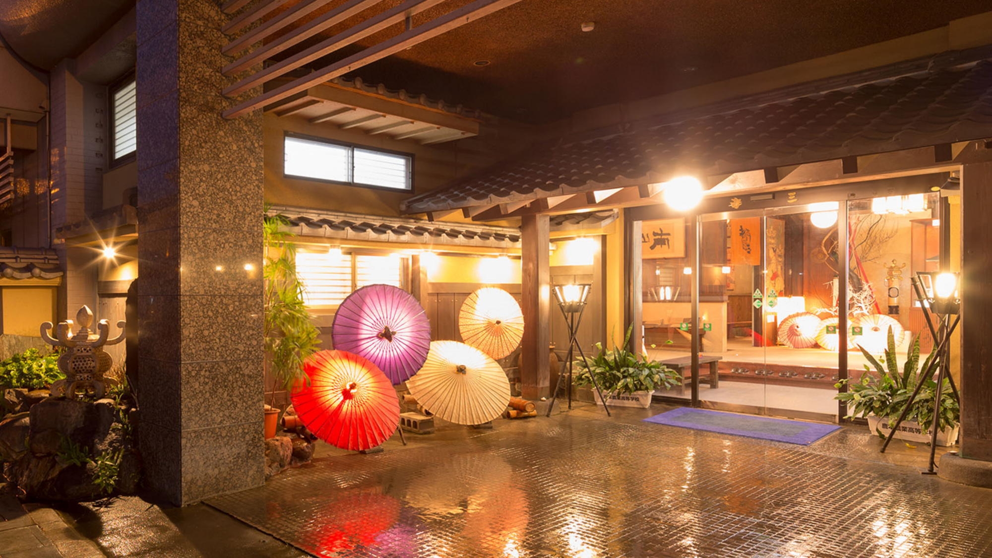 【朝食付】美味安価な居酒屋・飲食店いっぱい山鹿温泉☆トロトロ美肌湯でスベスベお肌*-(*^^)v♪