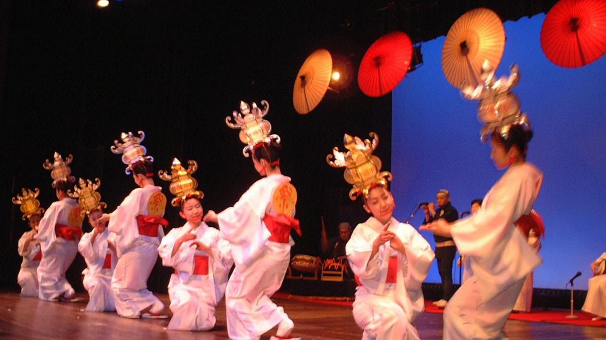 イベント│山鹿の町全体を幻想的な灯りで彩る夏の風物詩「山鹿灯籠まつり」