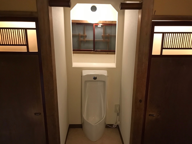 玄関２階トイレ