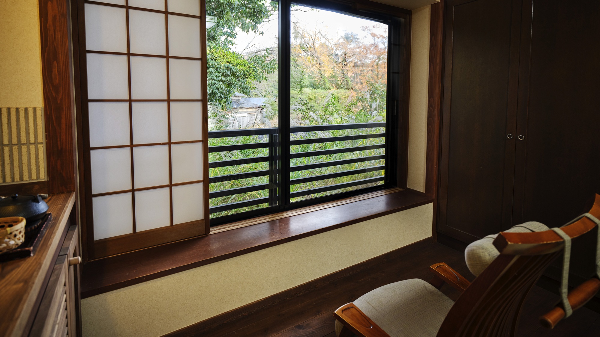 【旅籠　八幡野】部屋から敷地内を臨む